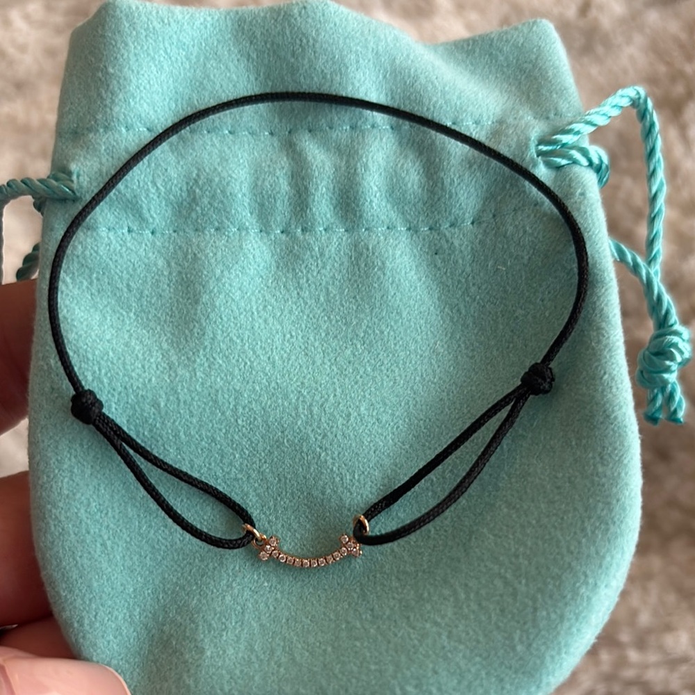 Authentic Tiffany & Co. Smile cord bracelet in rose gold and diamonds - Picture 7 of 16